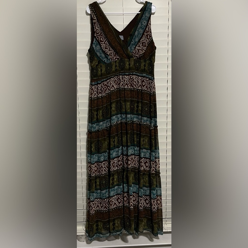 Long Vintage Pattern Dress